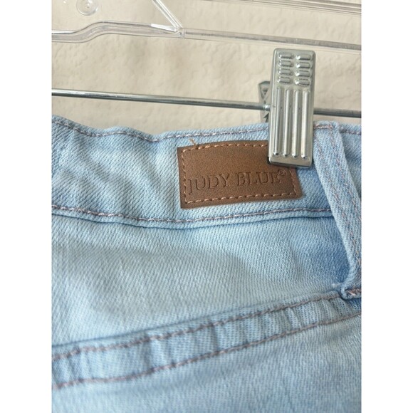 Judy Blue Los Angeles Size 3/26 Light Wash Boyfriend Fit Distressed Jeans - Picture 5 of 6